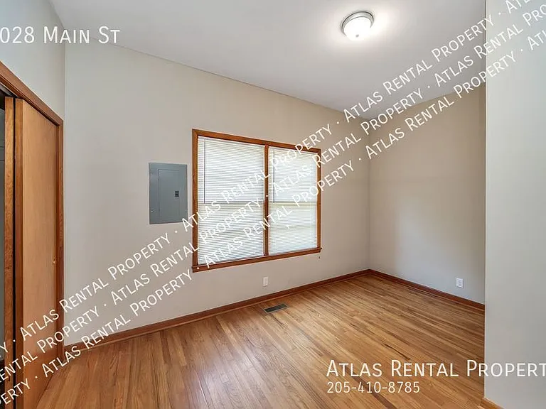 1028 Main St — Photo 17