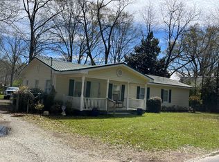 116 Hawkins Ave, Rutledge, GA 30663