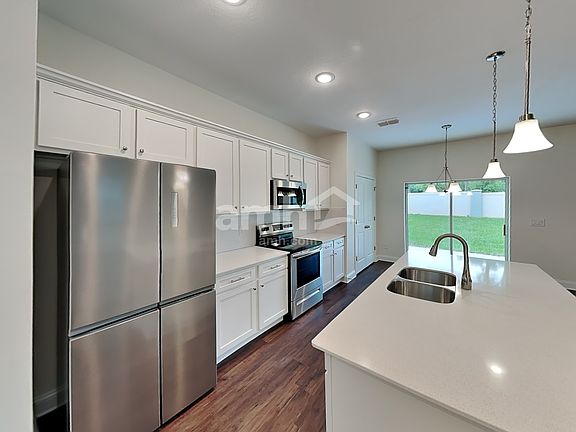 3rd image of 6210 Little Bluff Cir