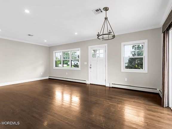 4th image of 500 9th Avenue