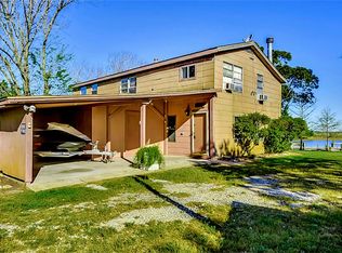 2001 Fairway Dr, Angleton, TX 77515