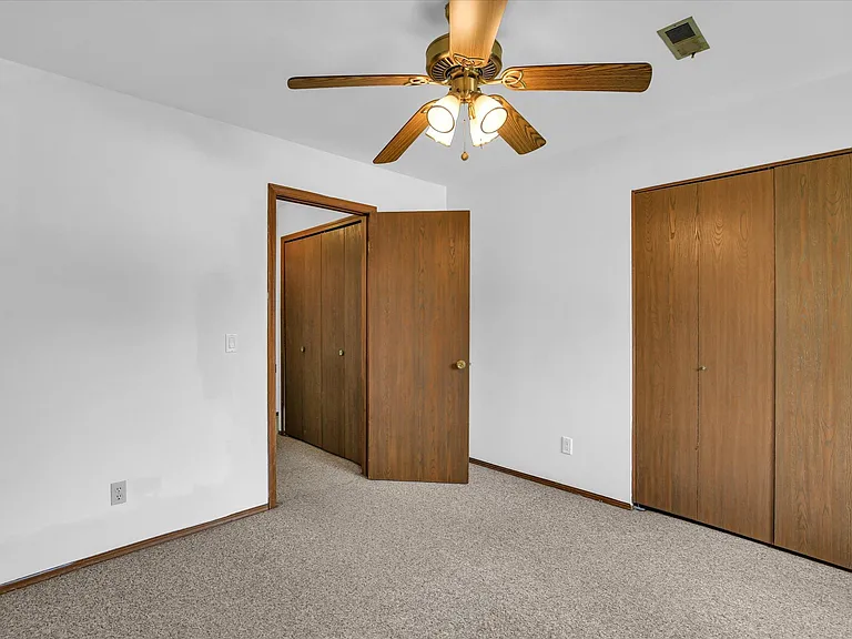 1617 Lyndhurst Dr #F — Photo 14