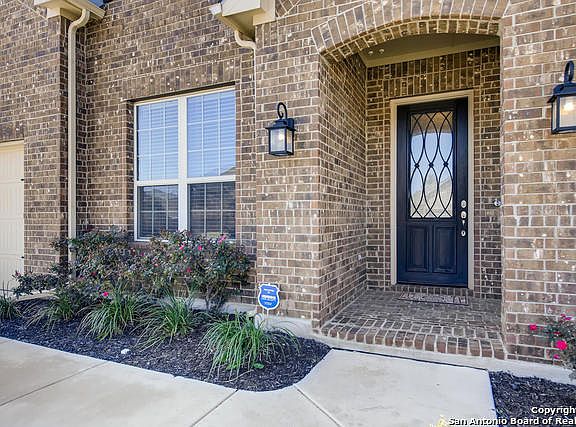 2nd image of 7507 McKinney Hls
