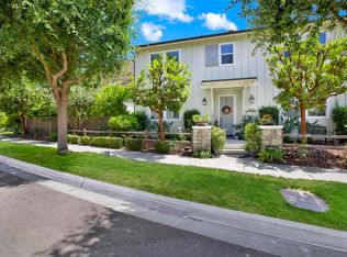 2640 Overlook Point Dr, Escondido, CA 92029