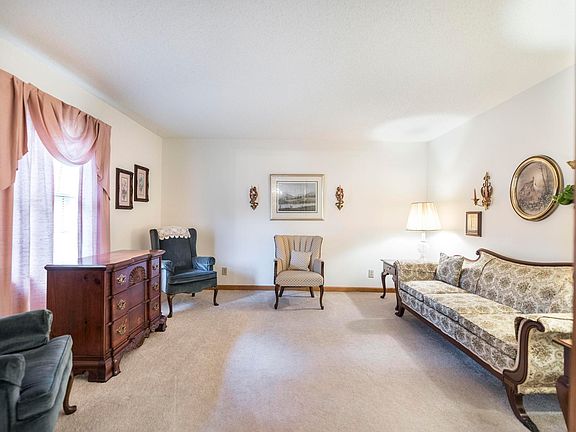 5th image of 5731 School Rd