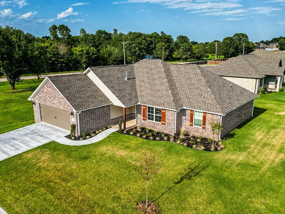 106 Stoneledge Dr