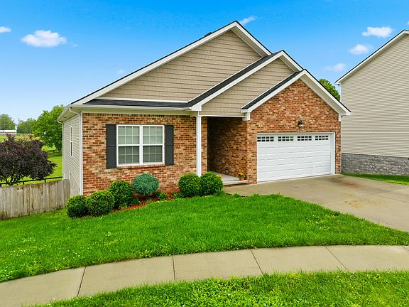 4th image of 168 Hickory Ct