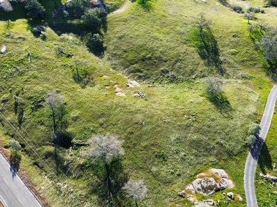 2 Lilley Mountain Dr, Coarsegold, CA, 93614