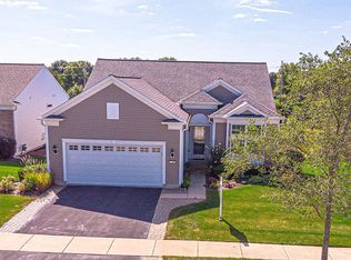 3280 Rockwell Cir, Mundelein, IL 60060