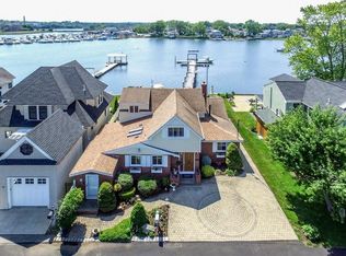 15 Tibbetts Ave, Danvers, MA 01923