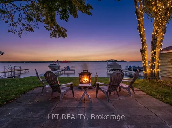 122 Blue Heron Dr, Georgina, ON L0E 1N0