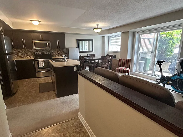 305 Cresthaven Dr #1 — Photo 11