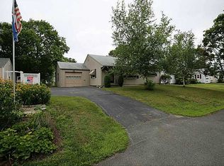 110 Howie Ave, Warwick, RI 02888