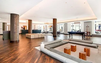 Rented by R New York