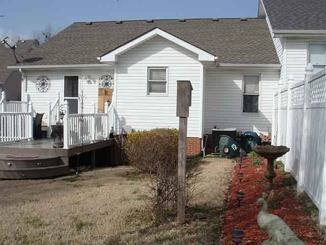 2nd image of 530 Calvert Dr