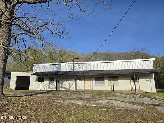 3rd image of 1204 Nashville Hwy