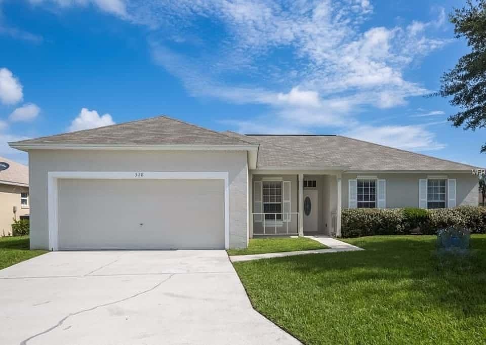1st image of 528 Terranova Cir