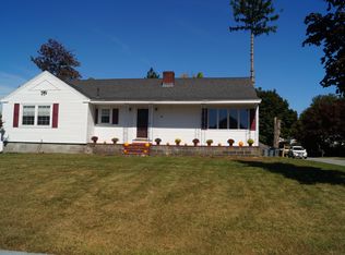 45 Oak St, Methuen, MA 01844
