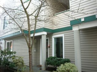 10337 Midvale Ave N APT 101, Seattle, WA 98133