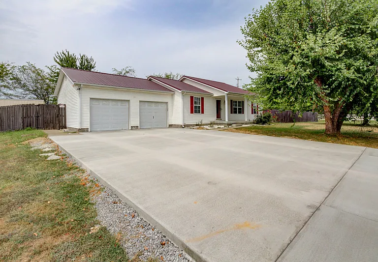 16 Winding Oaks — Photo 2