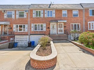 70-43 174th St, Flushing, NY 11365