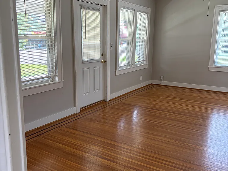 2820 Dixie Hwy #2 — Photo 8