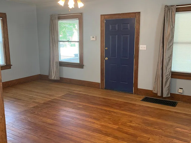 1250 E Cedar St — Photo 8