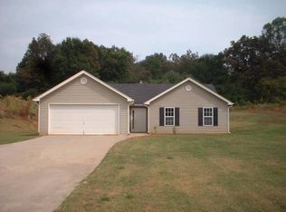 4245 Chimney House Ln, Gillsville, GA 30543