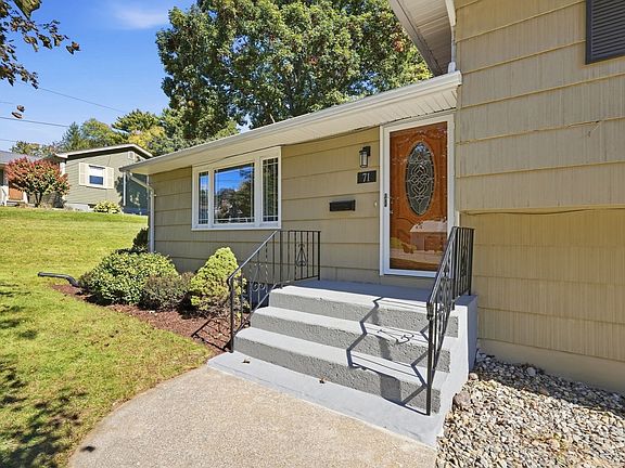 4th image of 71 Woodside Rd