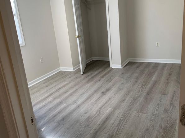 202 E Church St #202, Orange, VA 22960