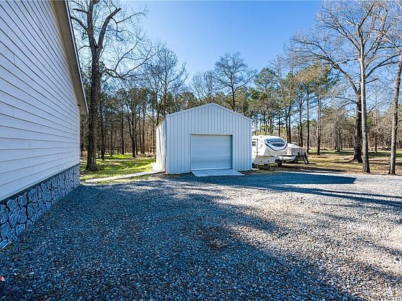 3rd image of 7530 Hidden Harbor Ln