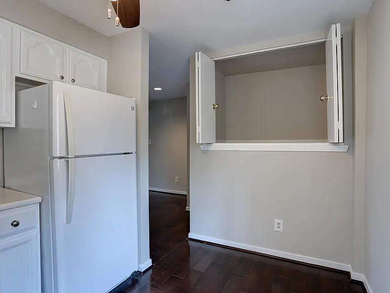 8906 Battery Pl #4 — Photo 8