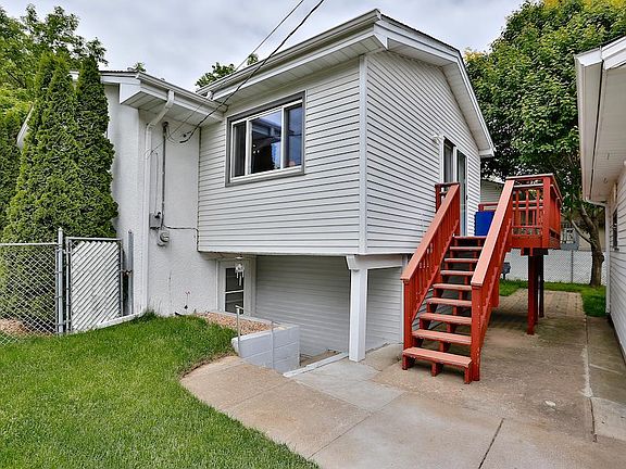 3rd image of 1542 Wilson Ave