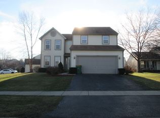 2136 N Oakleaf Ct, Lake Villa, IL