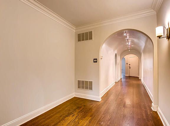 3rd image of 7345 N Damen Ave APT 2S