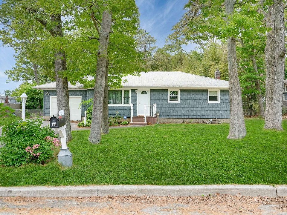 16 Raymond Avenue, Farmingville, NY 11738 Zillow