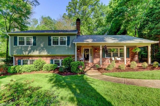1st image of 2124 Belmont Dr
