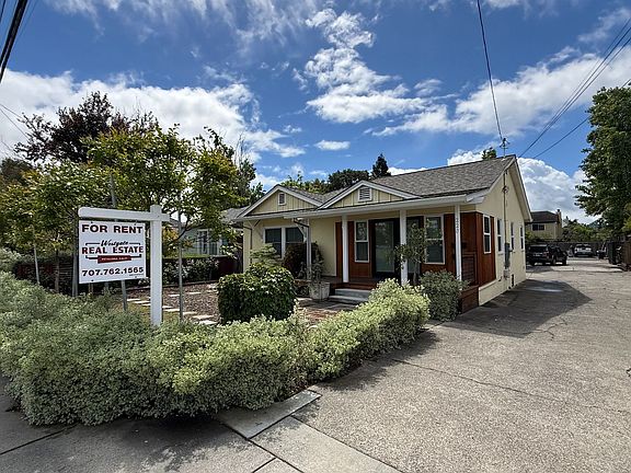 3rd image of 220 Payran St