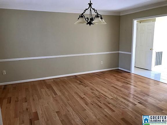 3rd image of 272 Vista Cir