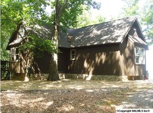 734 Valley View Ln, Menlo, GA 30731