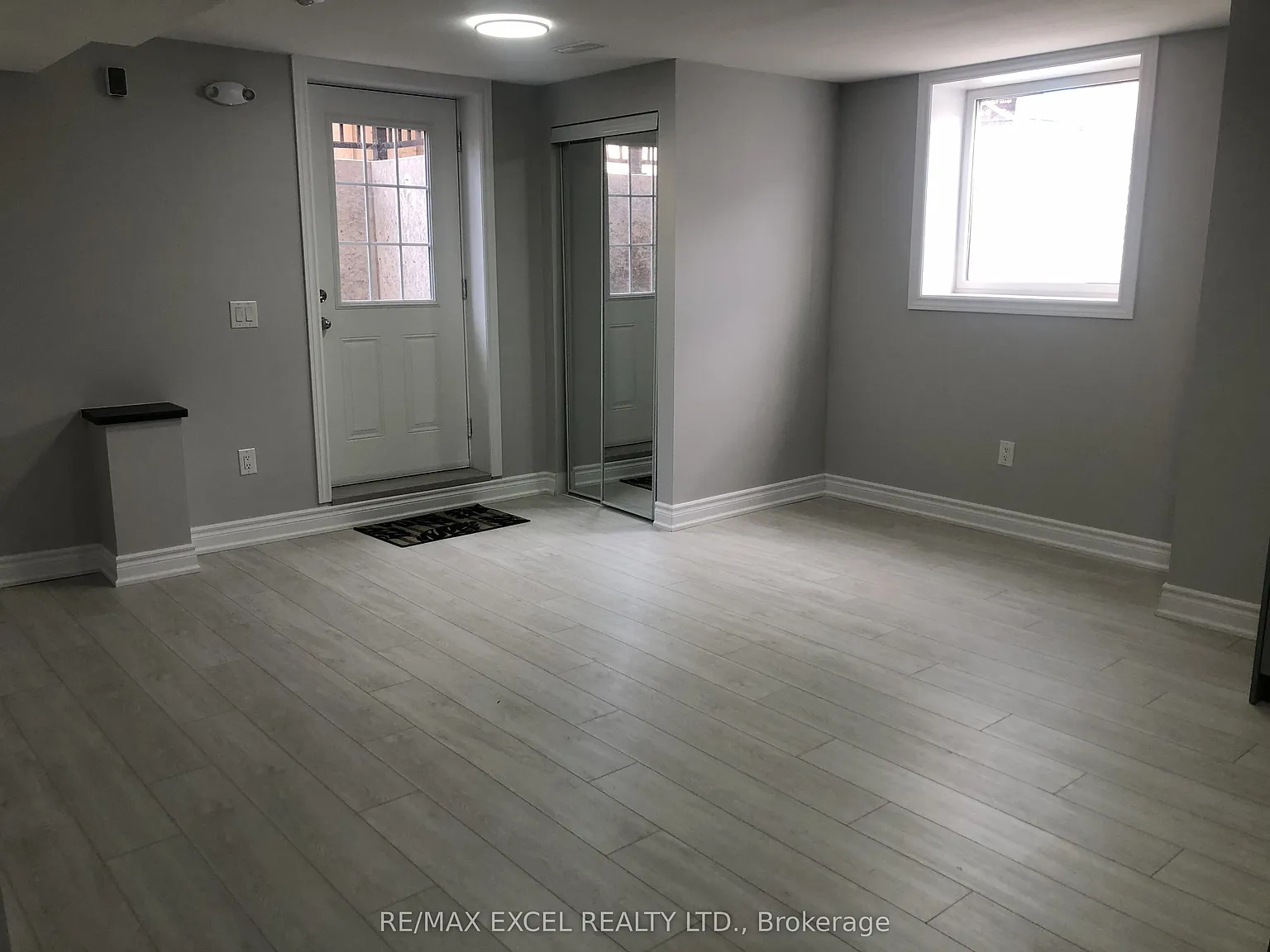 2 bed, $1,980 — Photo 4