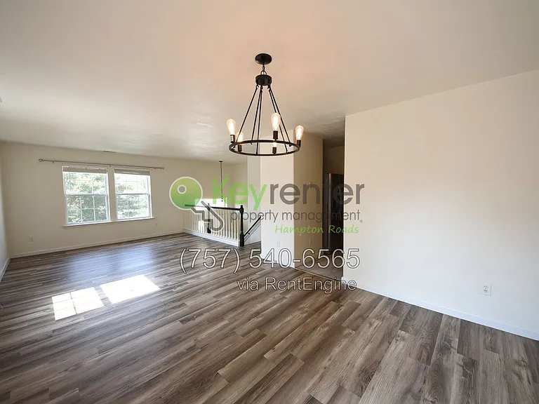 1109 Lady Ashley Dr — Photo 8