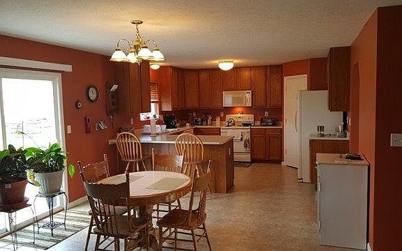3rd image of 296 E Arlington Dr