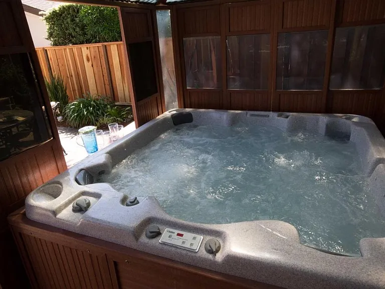 Hot tub