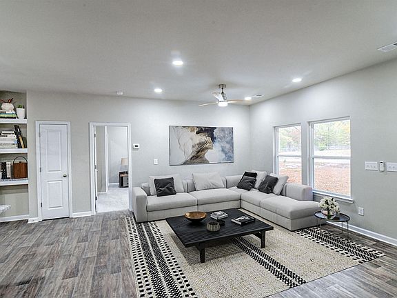 4th image of 320 Fallaw Rd