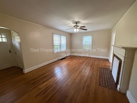 2nd image of 801 Knollwood St