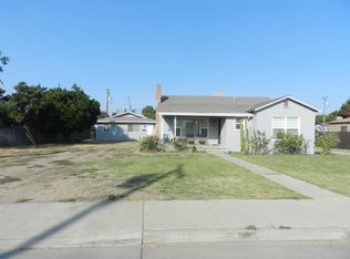 820 1st St, Livingston, CA