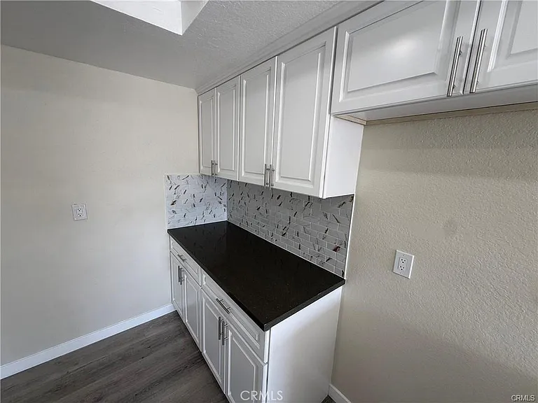 16970 Marygold Ave — Photo 6