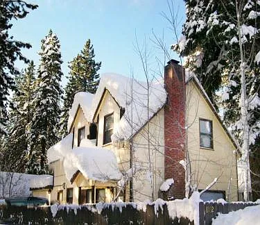 House from front in Winter