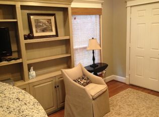 906 E 26th St, Houston, TX 77009